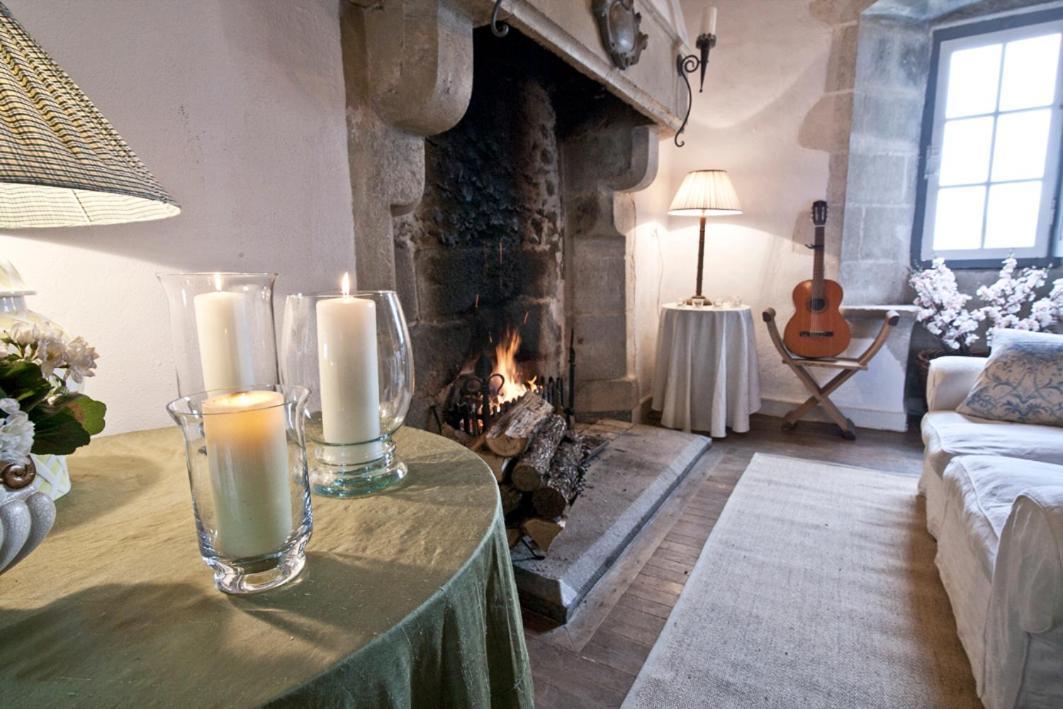 Bed and Breakfast 14Th Century Priory In Pressigny Pressigny  Exterior foto