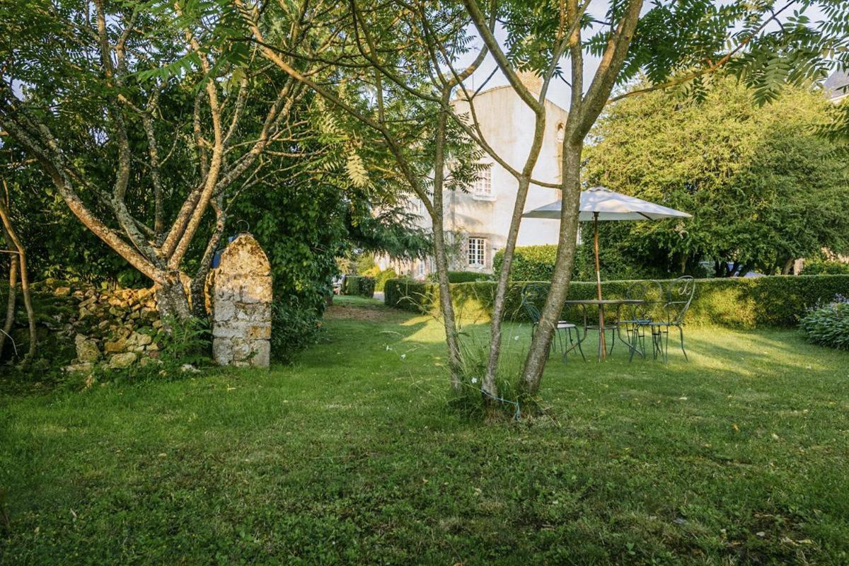 Bed and Breakfast 14Th Century Priory In Pressigny Pressigny  Exterior foto