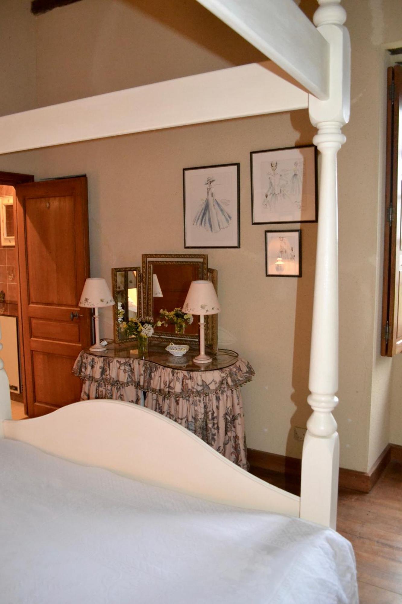 Bed and Breakfast 14Th Century Priory In Pressigny Pressigny  Exterior foto